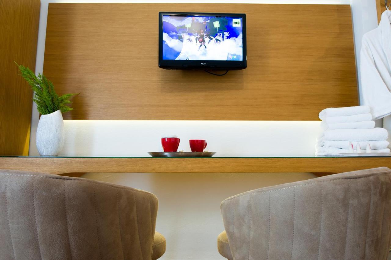 Olympion Hotel 2*